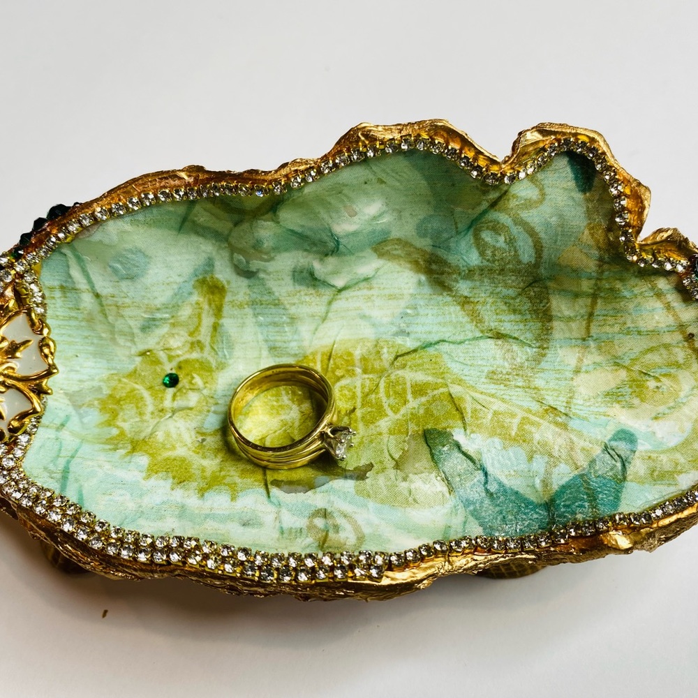 Seahorse oyster shell ring/trinket dish Handmade Coastal gifts - Picture 13 of 13